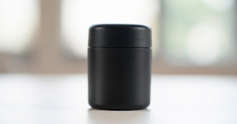 Western Valley House : une maison linéaire en Inde par STO.M.P