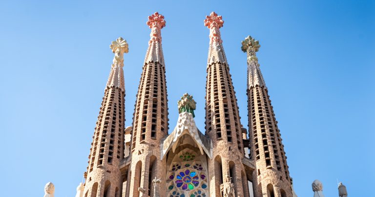 Sagrada Familia 2026 : le chef-d’œuvre de Gaudí enfin achevé